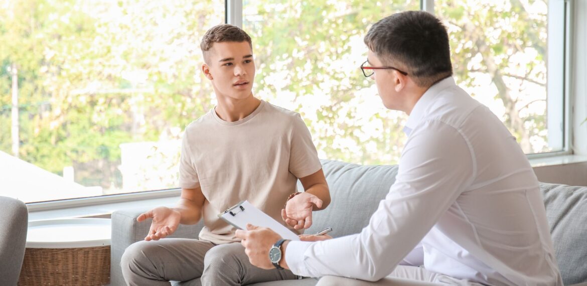 A Saúde dos Jovens: Desafios e Cuidados Necessários na Adolescência